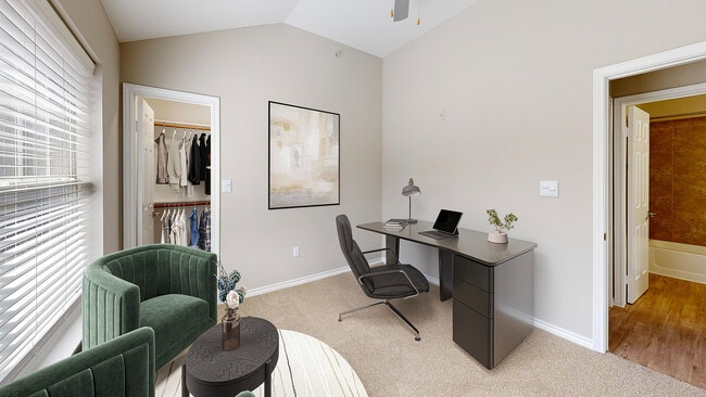 Newly Renovated Study