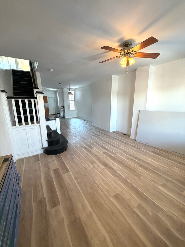 Photo - 5502 Thomas Ave