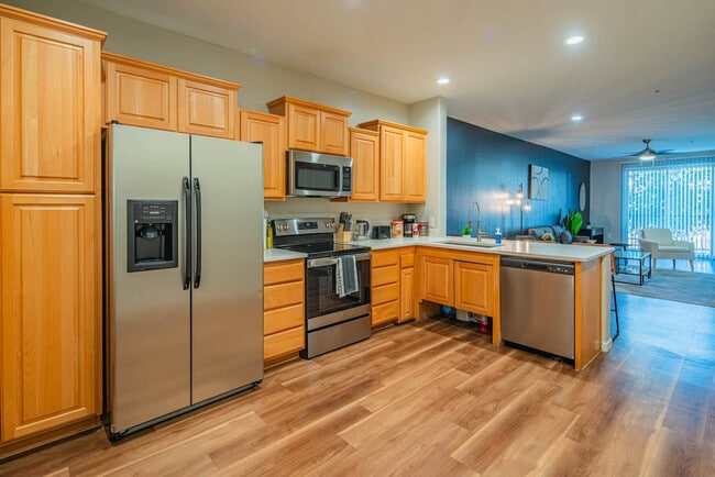 Photo - 1275 E University Dr Unidad ID1263214P