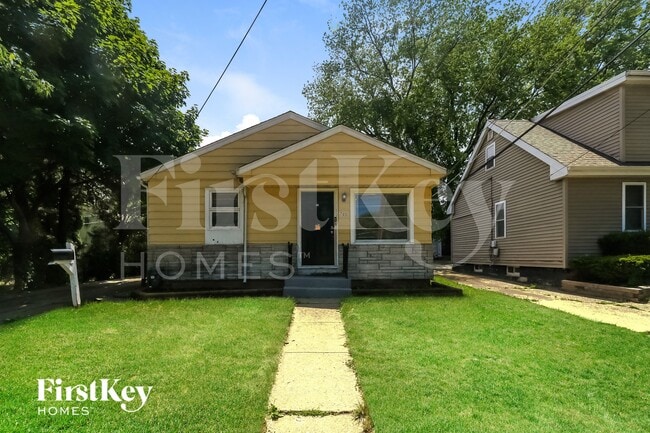 Photo - 703 Porter St