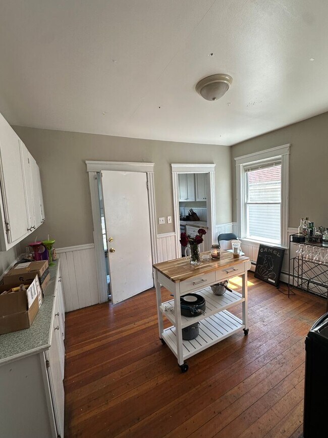 37-39 Pembroke Ave  - Unit #3