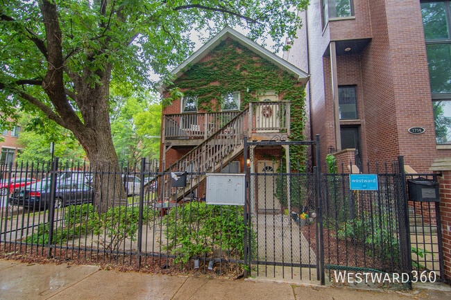 Building Photo - 1756 W Crystal St Unit 2R