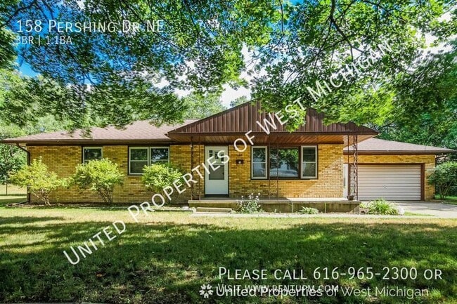 Building Photo - 158 Pershing Dr NE Rental