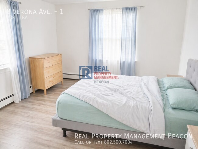 Photo - 8 Verona Ave Unidad 1
