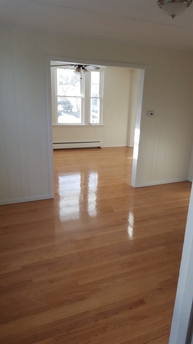 Photo - 12 Coventry Ave