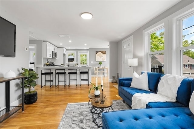 Photo - 12 Morrison St