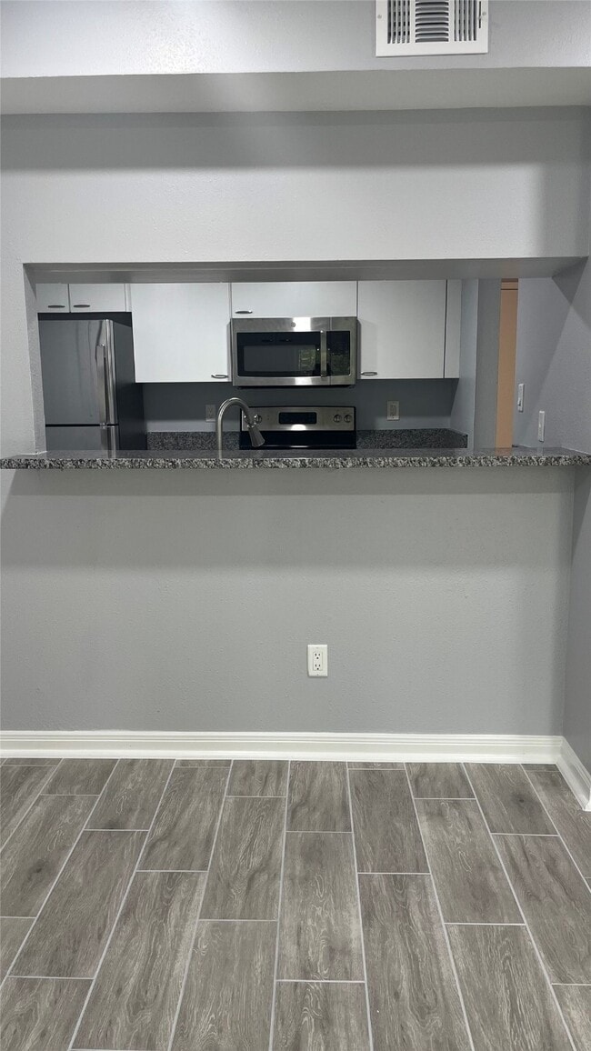 Photo - 12633 Memorial Dr Unidad 186