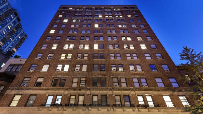 Parc Coliseum Apartments Building