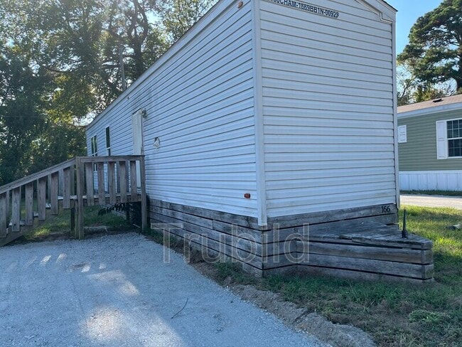 Building Photo - 166 Lakeside Ln Rental