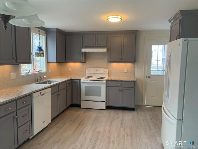 Photo - 59 Dogwood Ln