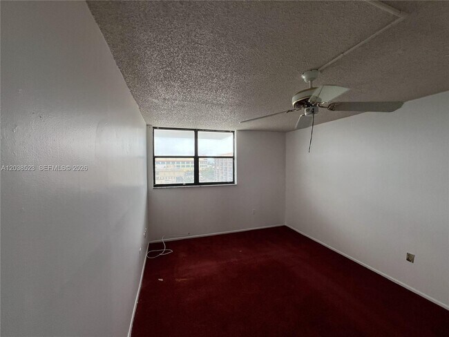 Photo - 920 NE 169th St Unit 504