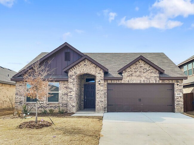 Building Photo - 10008 Ginkgo Ln