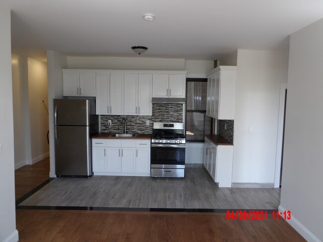 Photo - 281 Edgecombe Ave