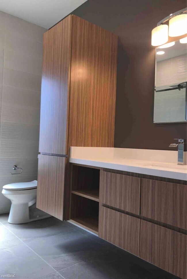 Photo - 2 br, 2.5 bath Duplex - 610 Camelot Drive 610