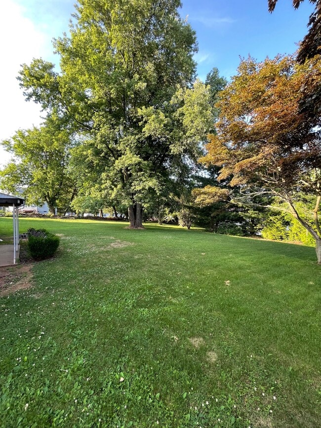 Photo - 218 Cardinal Dr