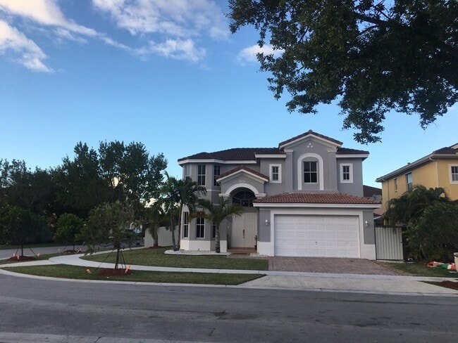 House in where the Efficiency is - 11047 SW 243rd Ln Unit 3-Efficiency
