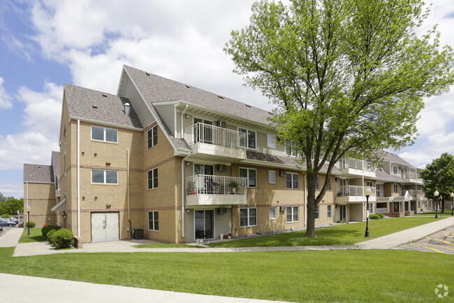 Trollwood Village Apartments - Trollwood Village Apartments