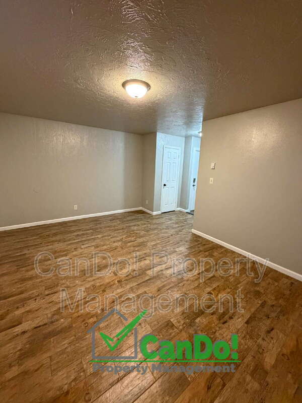 Photo - 225 Carol Dr Unit #3