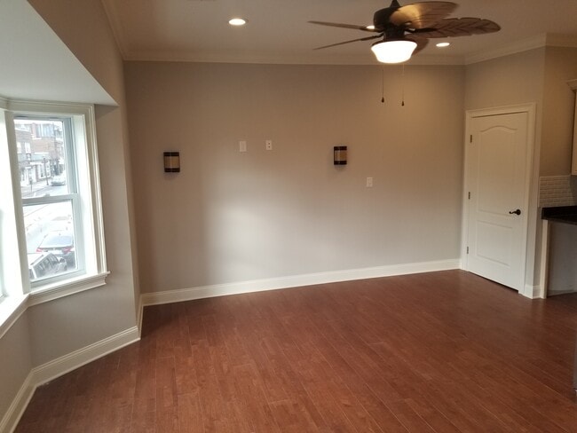 Photo - 11 E State St Unit Front
