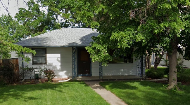 Photo - 2610 S Gaylord St House