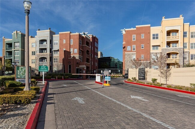 50 E Serene Ave Unit 415