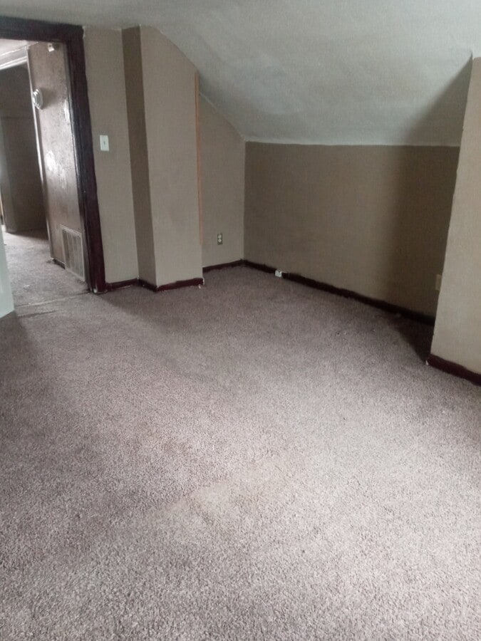 Photo - 3300 N 42nd St