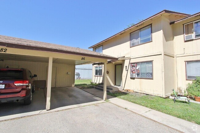 Building Photo - 86 N Raymond St Rental