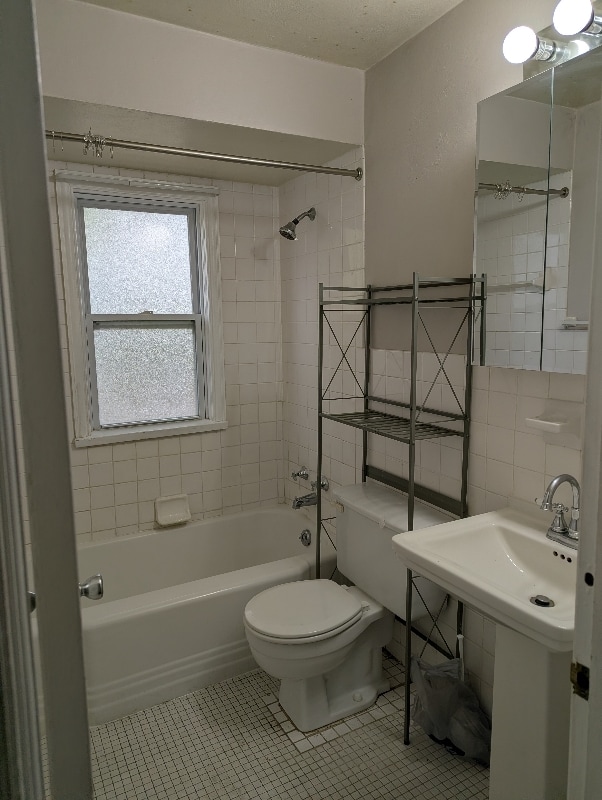 Photo - 6147 Garfield Ave