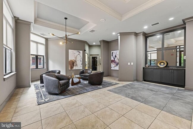 Photo - 2220 Fairfax Dr Unit 206