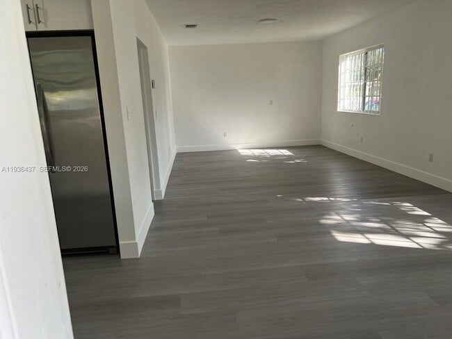 Photo - 1185 NW 134th St