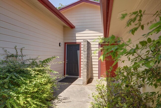 Photo - 410 Vista W Ct