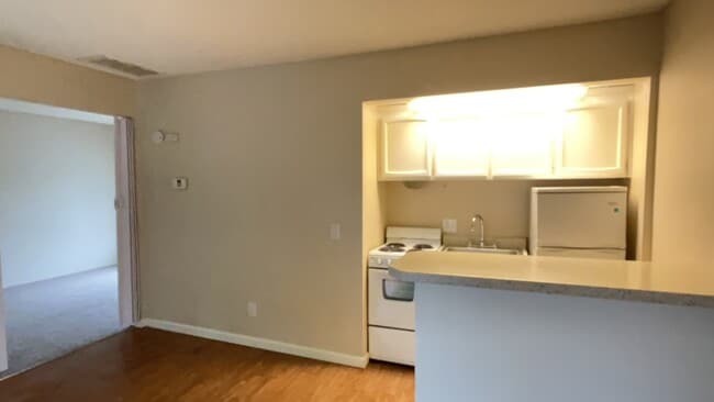 Photo - Garden West One Apartments