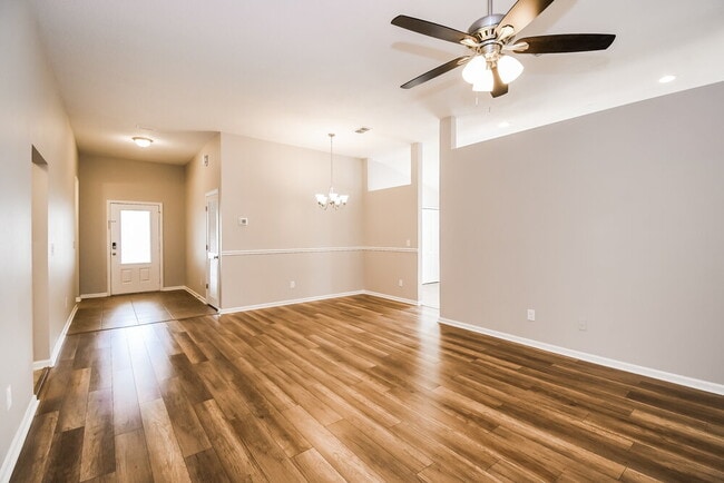 Photo - 574 S Aberdeenshire Dr