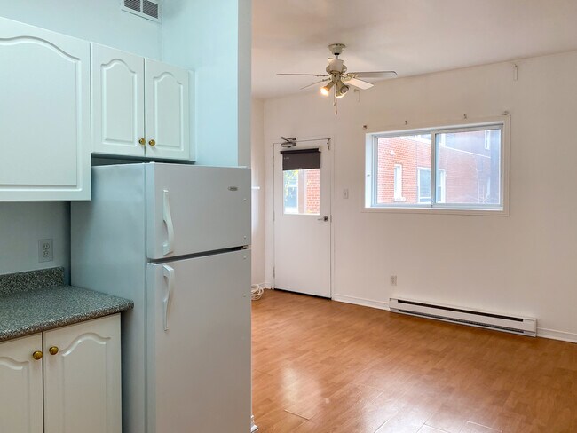 Photo - 362 Friel St Unit 18