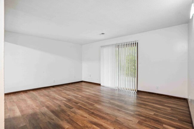 Sherwood Forest Apartments