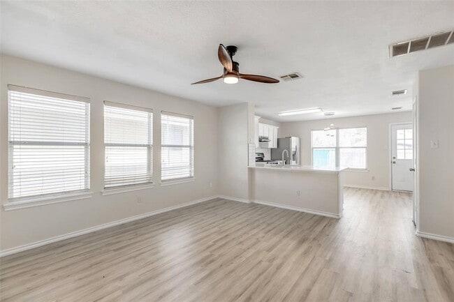 Photo - 3207 Barksdale Dr
