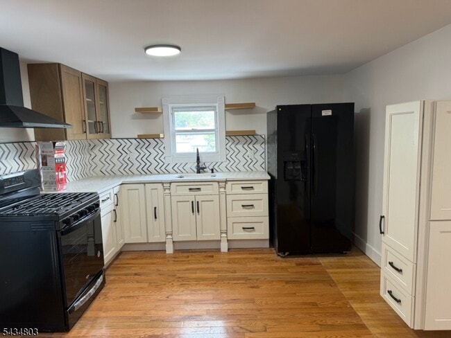 Photo - 159 2nd Ave