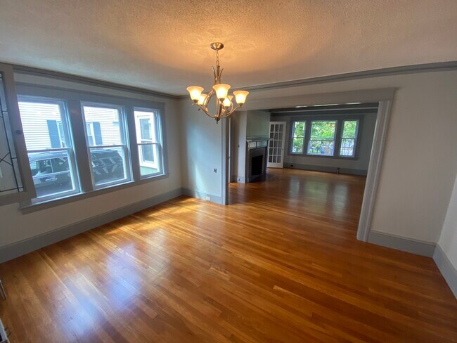 Photo - 144 Russell St Unit 1