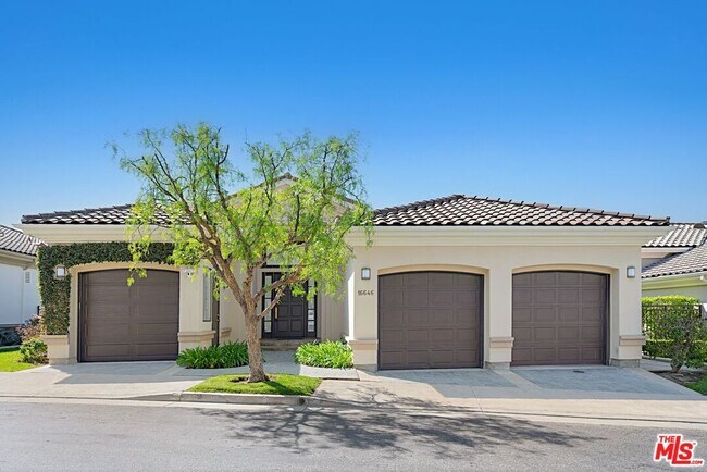 Photo - 16646 Cll Brittany