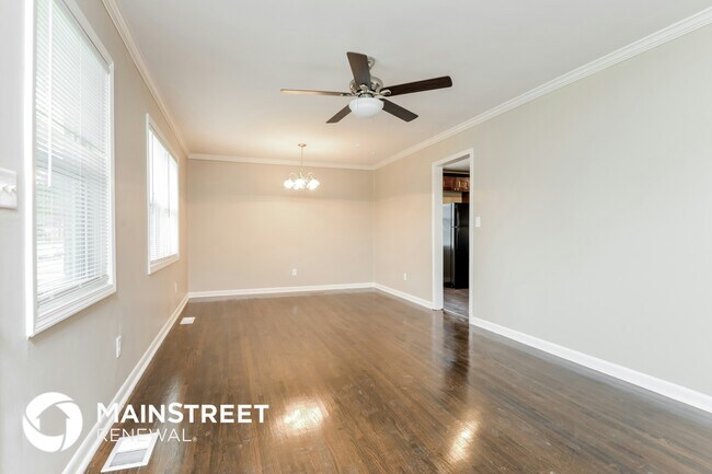 Photo - 716 71st Pl S