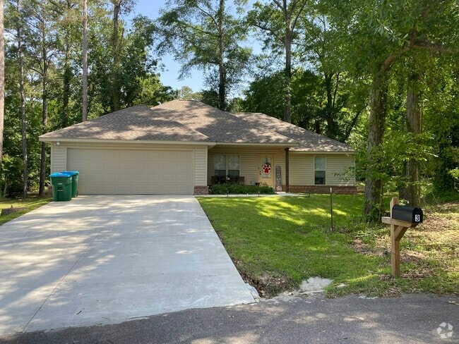 Building Photo - 3 York Cir Rental