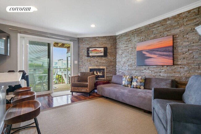 Photo - 707 Old Montauk Hwy