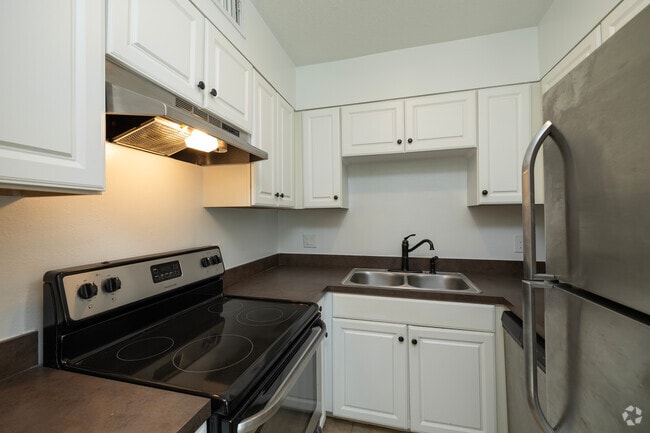 B1 2BR, 1BA - 751SF - Kitchen