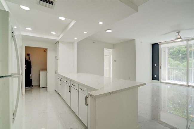 Photo - 9805 NW 52nd St Unit 407