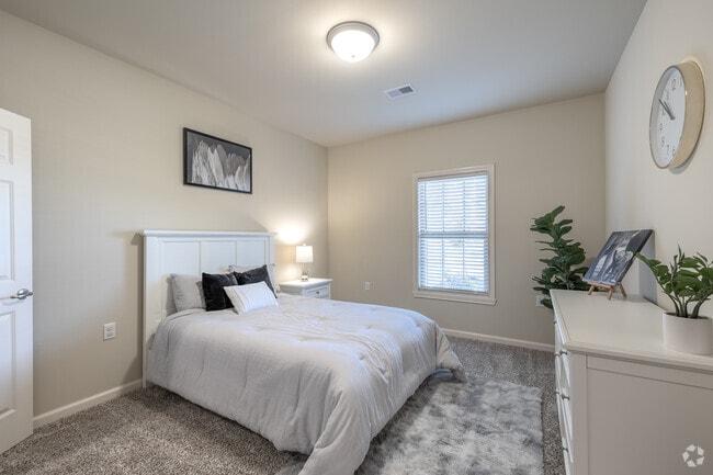 2BD, 2BA - 1,211SF - Second Bedroom