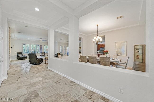 Photo - 2738 Kingclaven Dr