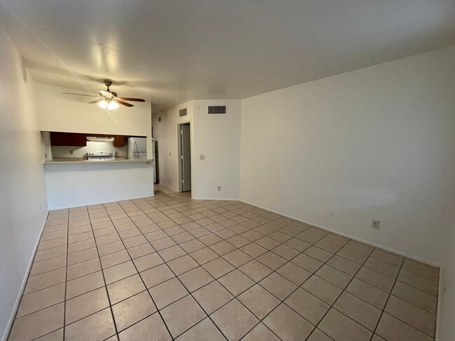Photo - Large 1 Bedroom 1 Bath Condo! Unit 1