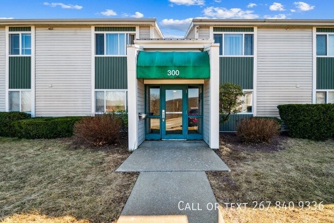Building Photo - 400 College Park Dr Unit 406