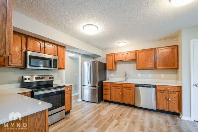 Photo - 16975 Napoleon Ct