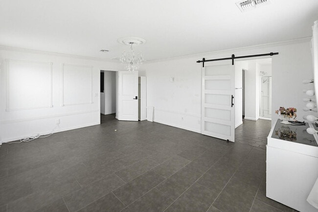 Photo - 6815 W Encinas Ln